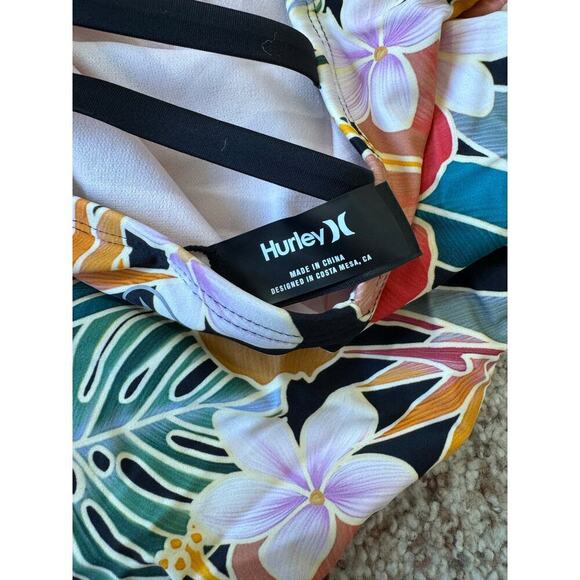 HURLEY One Piece swim suit, size Medium, Floral Print - Picture 5 of 9